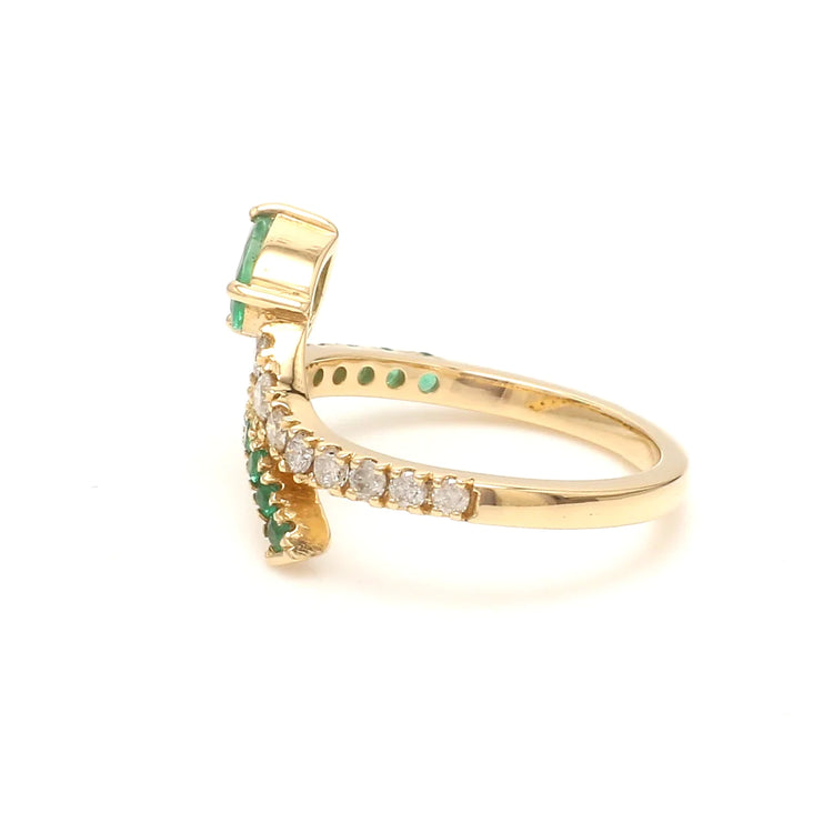 Emerald Pear Diamond Snake Style Ring